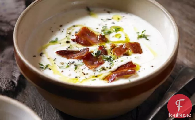 Sopa de apio, panceta y tomillo