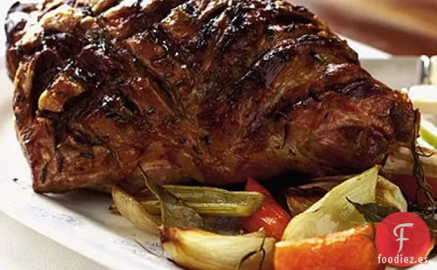 Cordero de primavera asado con vino rosado y naranjas