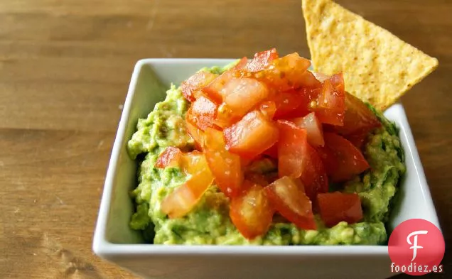 La Mejor Receta Básica de Guacamole