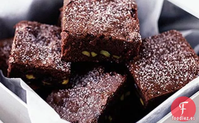 Brownies de arándano y pistacho