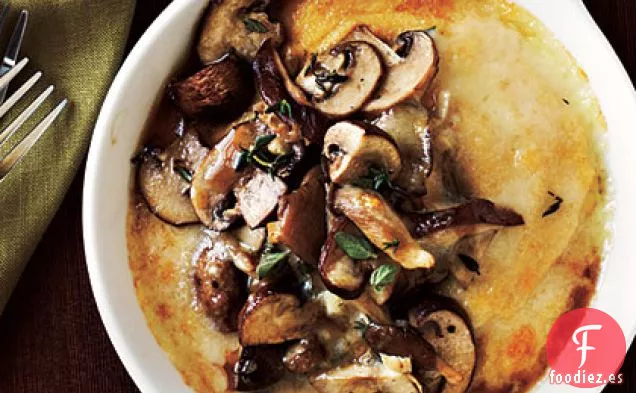 Polenta Fontal con Salteado de Champiñones