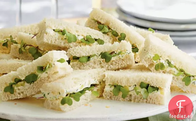 Sándwiches de Té Benedictino de Kentucky