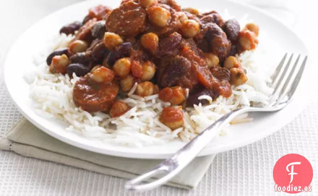 Guindilla rápida de frijoles y chorizo