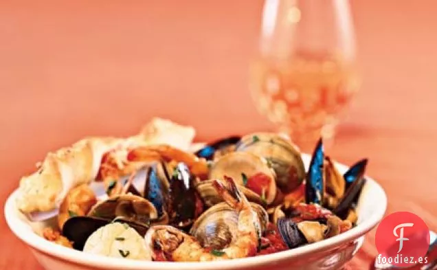 Cioppino de Mariscos Rápido