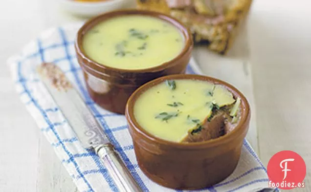 Parfait de hígado de pollo con chutney de manzana y azafrán