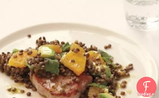 Ensalada De Cerdo Con Lentejas, Naranja, Aguacate Y Albahaca