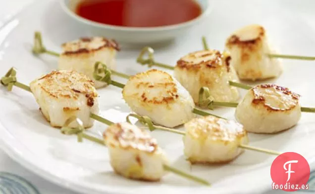 Vieiras chamuscadas con salsa de chile dulce