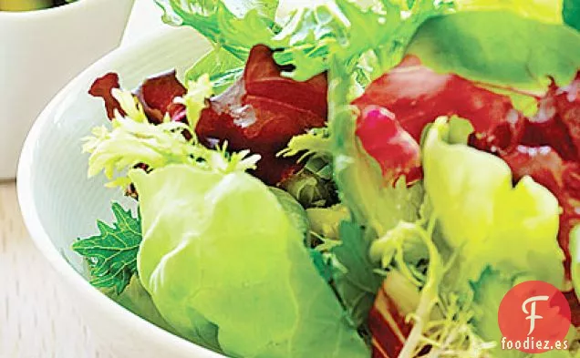 Ensalada de Jardín Escolar con Garbanzos y Aguacate