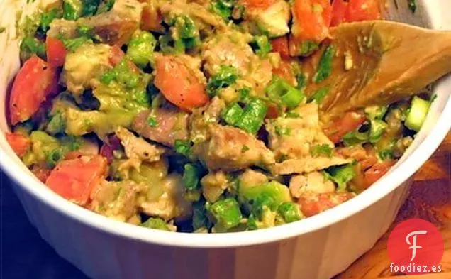 Saludable y Delicioso: Ensalada de Pollo con Aguacate