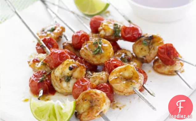 Brochetas de gambas ardientes