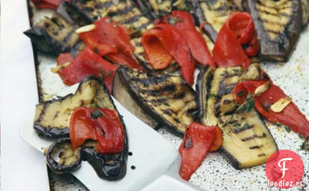 Ensalada de berenjena y pimienta
