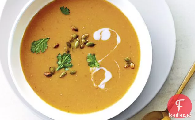 Sopa de Lentejas Rojas y Calabaza