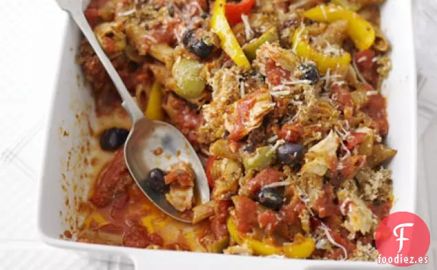 Pasta arrabbiata de atún gratinada