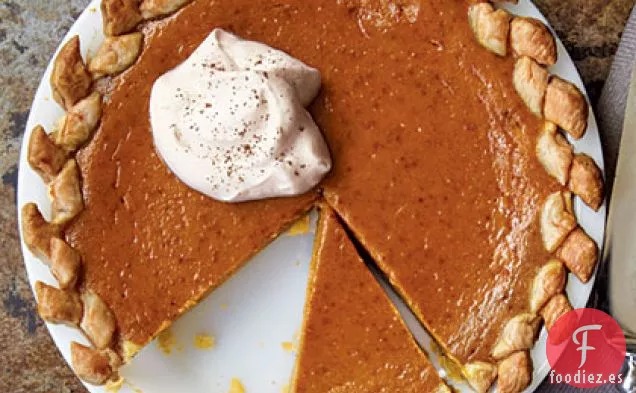 Pastel de Calabaza con Crema Batida de Vainilla