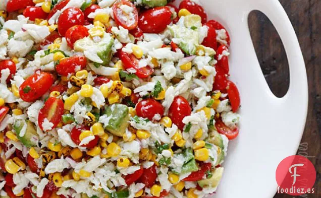 Tomates De Verano, Maíz Asado, Cangrejo Y Ensalada De Aguacate