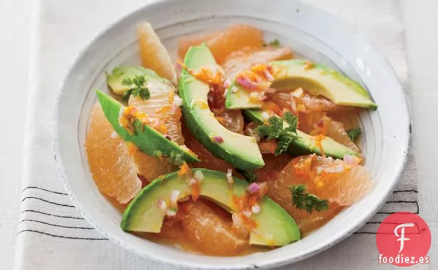 Ensalada Rosa de Pomelo y Aguacate