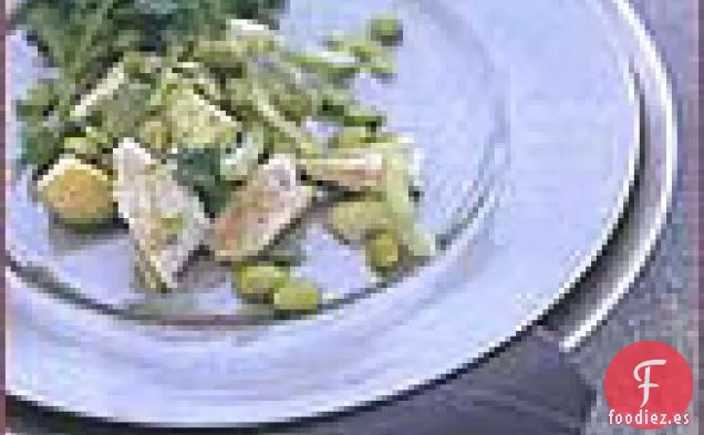 Ensalada de Pollo y Aguacate con Soja