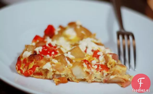Patatas, Pimiento Rojo Y Frittata De Queso Feta