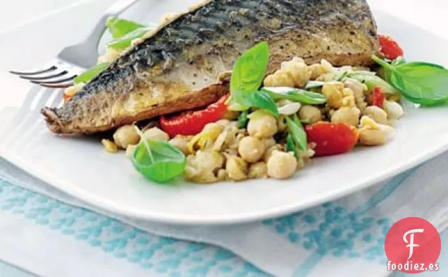 Garbanzos con albahaca y limón con caballa