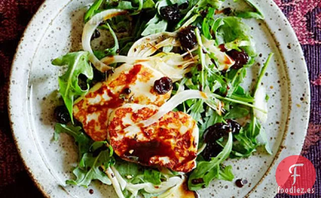 Ensalada de Rúcula y Halloumi con Aderezo de Melaza de Granada