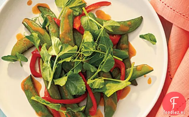 Salteado de Guisantes y Brotes de Guisantes con Salsa de Naranja con Jengibre