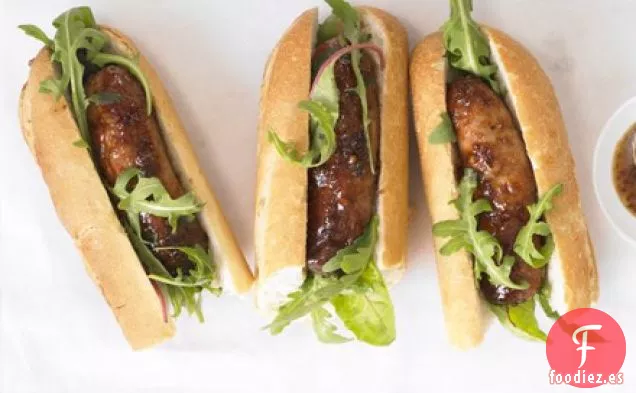 Baguettes de salchicha pegajosa