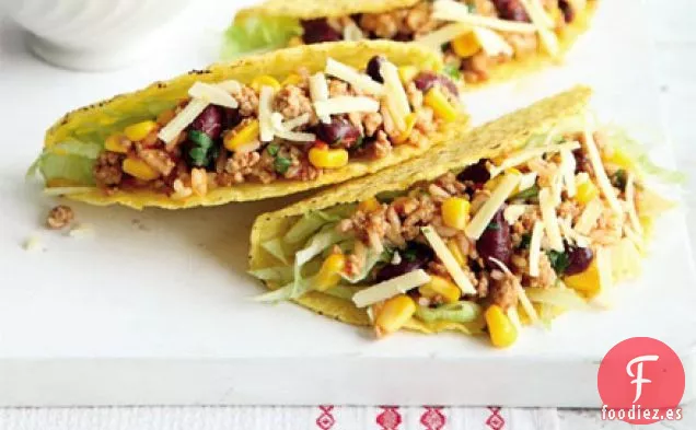 Tacos de pavo con chile y arroz