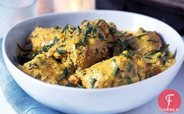 Pollo aromático con sultanas