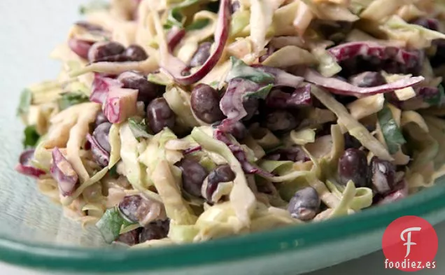 Ensalada De Pimiento Rojo Con Frijoles Negros