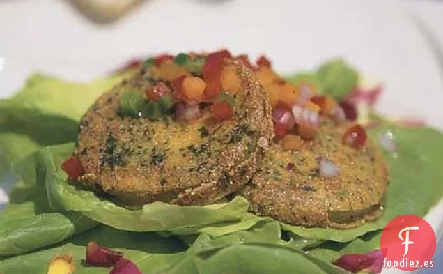 Ensalada Kentucky Bibb con Tomates Verdes Fritos