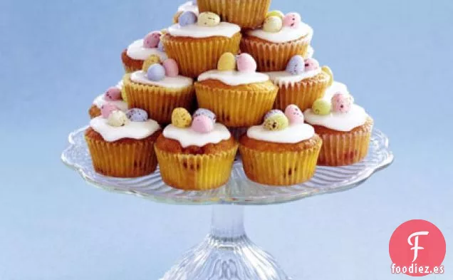 Cupcakes de Pascua con cerezas y almendras