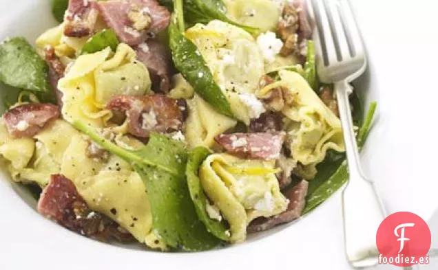 Tortellini con ricotta, espinacas y tocino