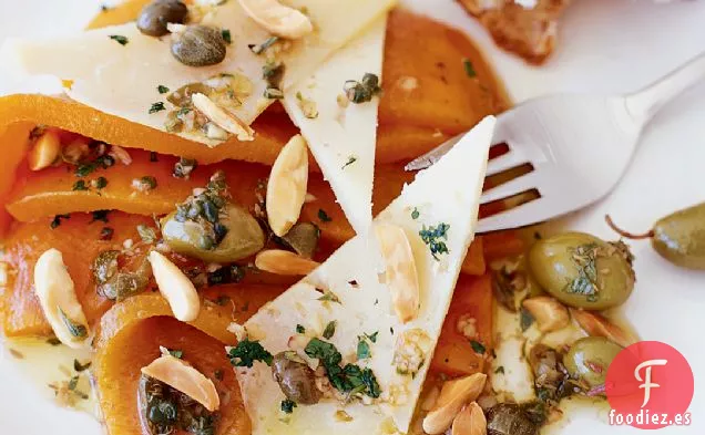 Ensalada de Pimiento Dulce con Manchego y Almendras