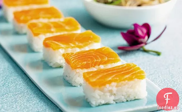 Sushi de salmón fácil