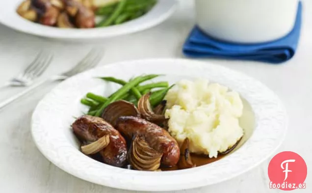 Salchichas con salsa de cebolla rápida