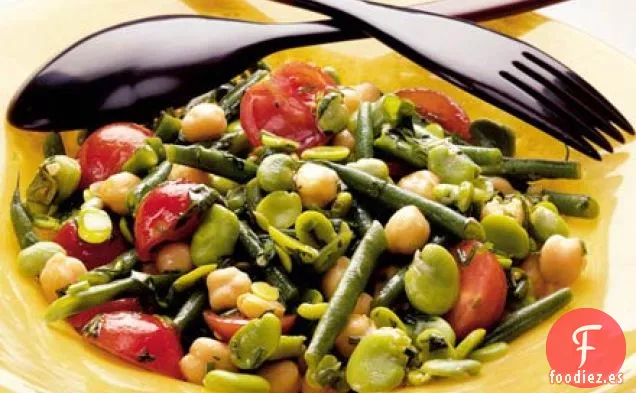 Ensalada de dos frijoles, garbanzos y tomate