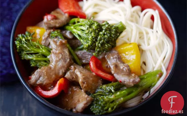 Carne de chile con salsa de brócoli y ostras