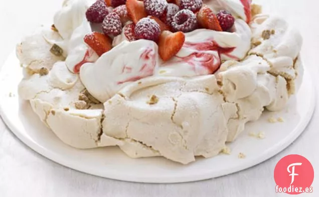 Merengue de almendras con bayas de verano