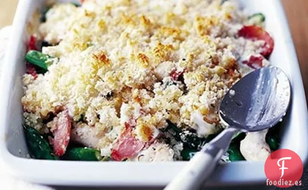 Pastel crujiente de pollo y espárragos