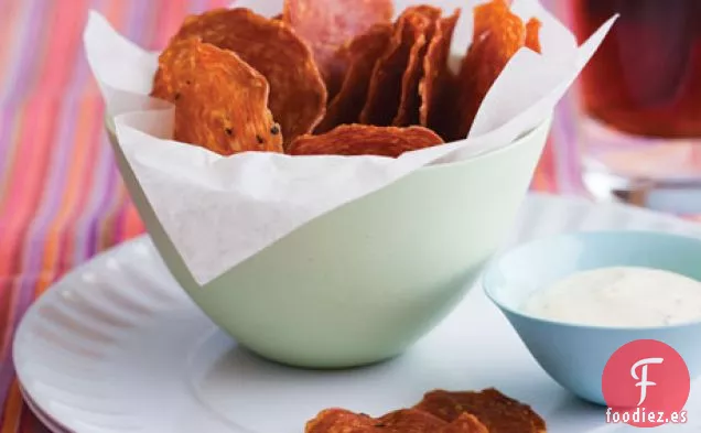 Chips de Salami con Salsa de Mostaza Granulada