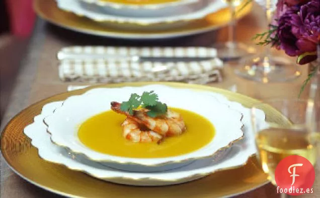 Sopa de Calabaza con Anís Estrellado y Camarones al Jengibre