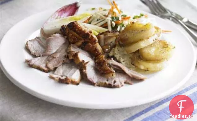 Paleta de cerdo asada lenta