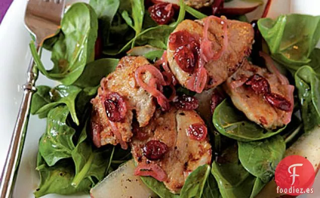 Lomo de Cerdo, Pera y Ensalada de Arándanos