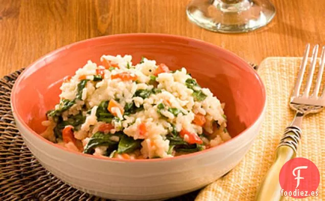 Espinacas Baby y Arroz de Pimiento Rojo