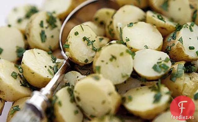 Ensalada de patatas con hierbas
