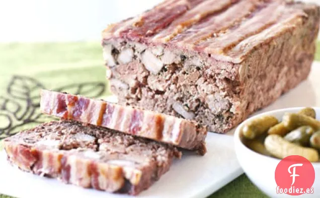 Terrina campestre con pimienta negra y tomillo