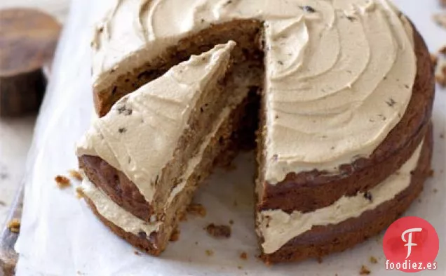 Pastel de manzana y nuez con glaseado de melaza