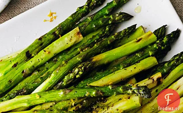 Espárragos a la Parrilla con Limón