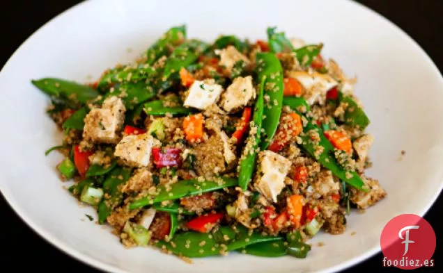 Salteado de Quinua Con Verduras y Pollo