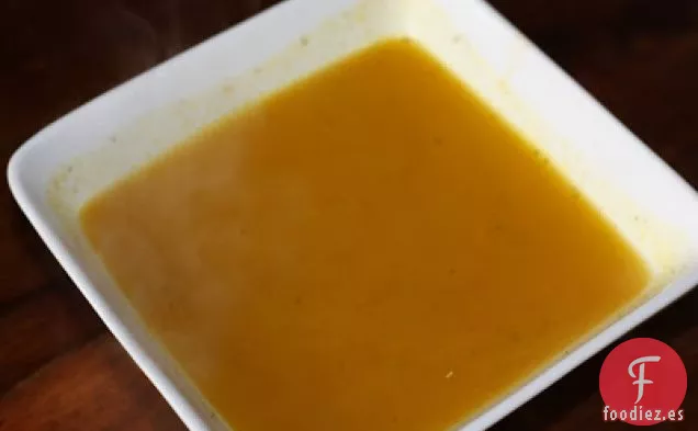Sopa de Pimiento Naranja Asado
